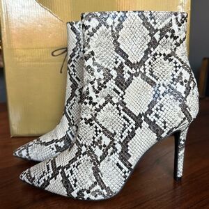 Snakeskin Patterned Ankle Boots